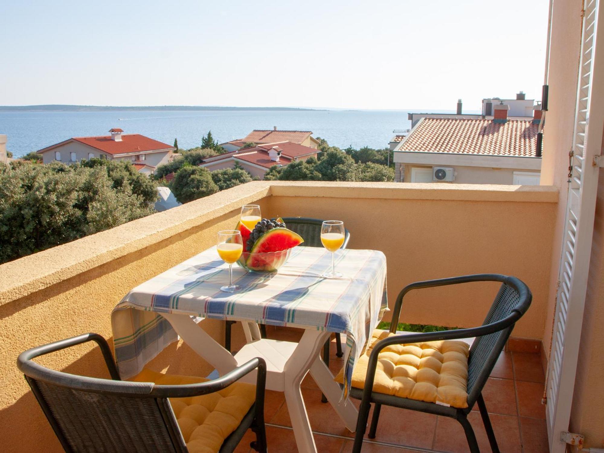Apartments Villa Ana Мандре Екстериор снимка