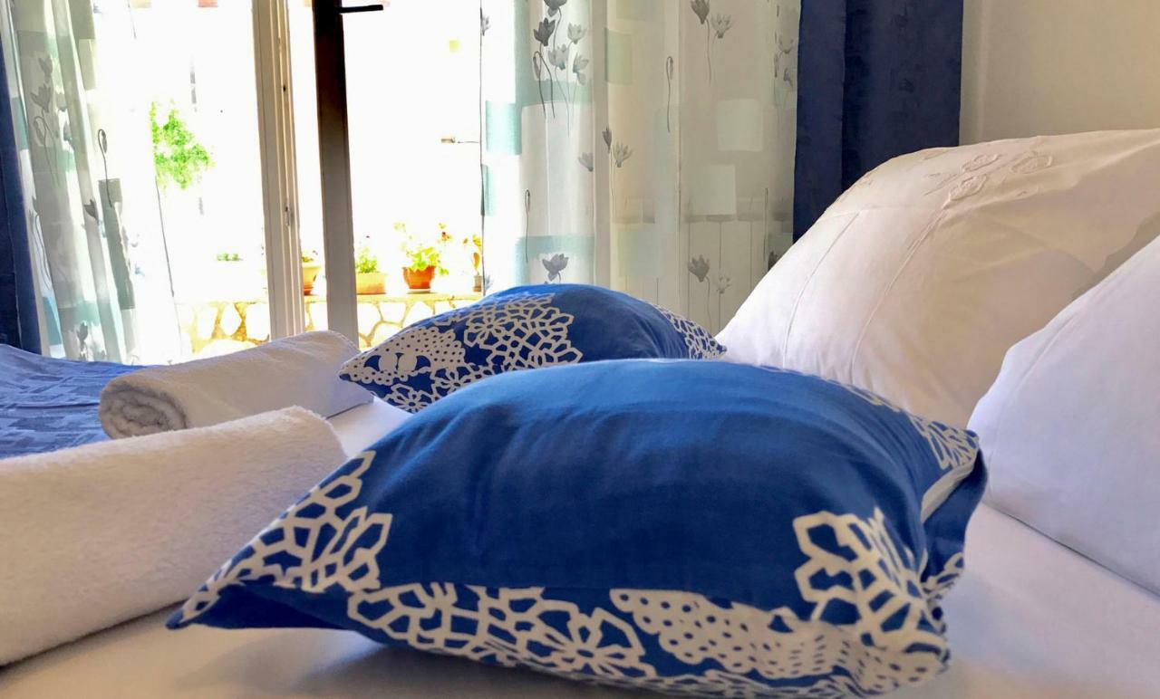 Apartments Villa Ana Мандре Екстериор снимка